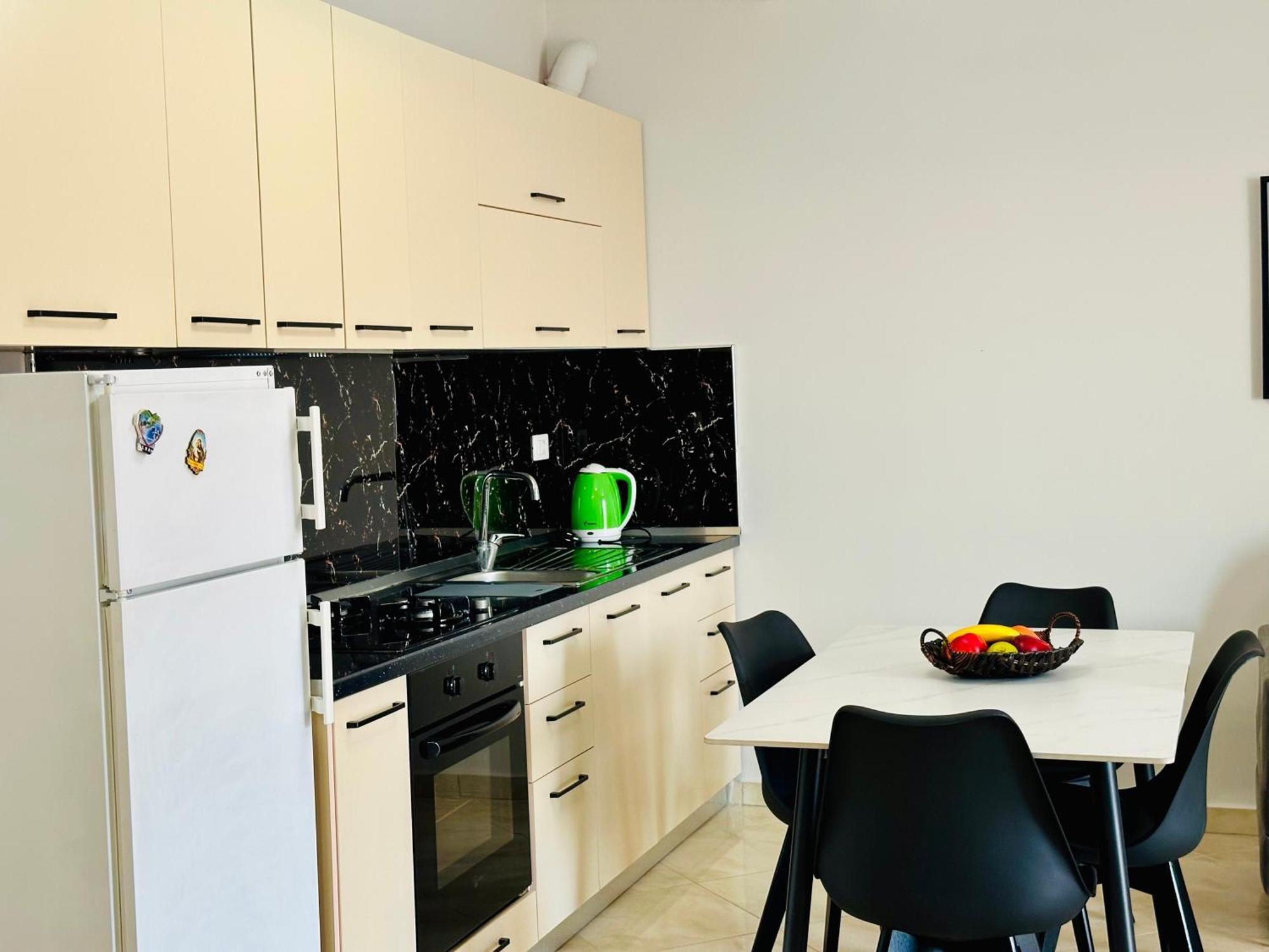 Jico Travel - Erjon Apartments Vlorë Pokoj fotografie