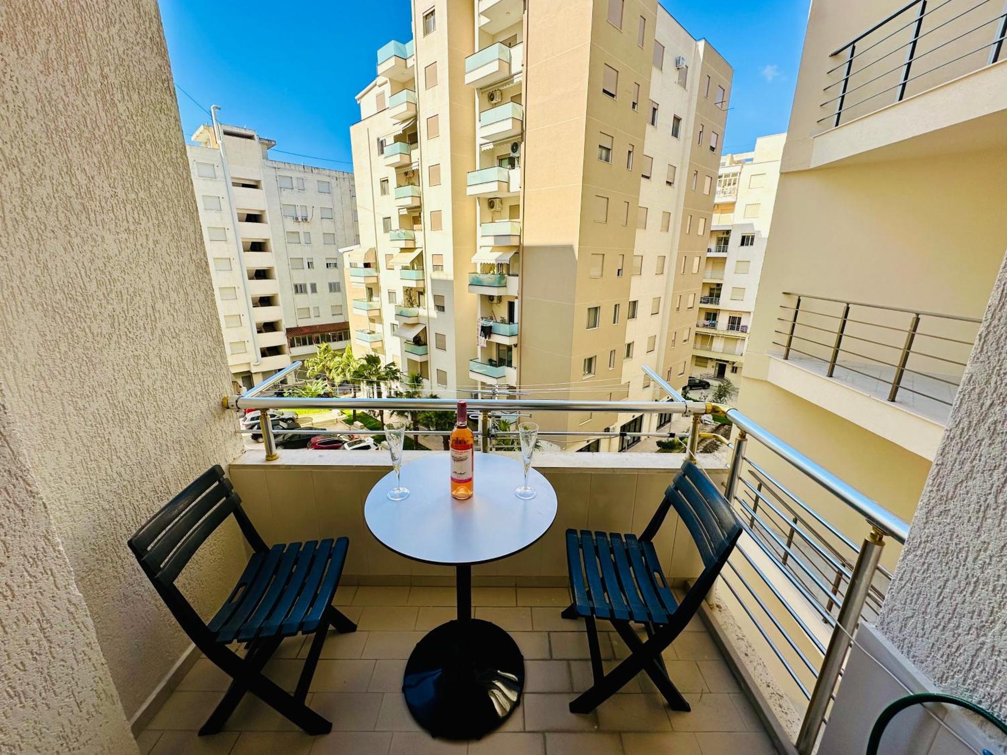 Jico Travel - Erjon Apartments Vlorë Pokoj fotografie