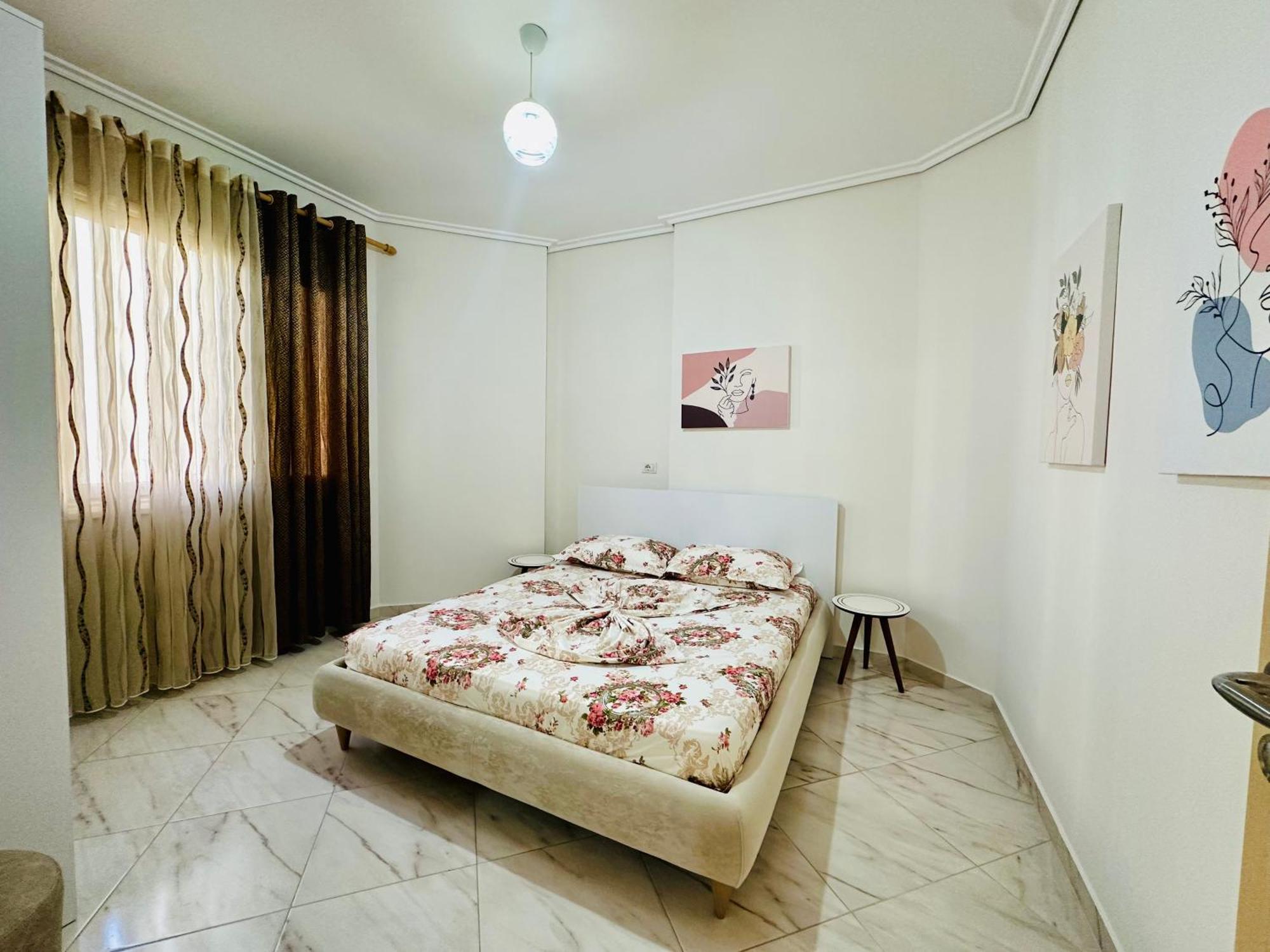 Jico Travel - Erjon Apartments Vlorë Pokoj fotografie